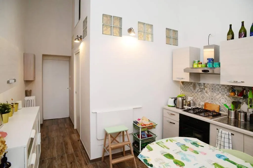 Appartamento Comfortable, Silent And Charming Loft By The Navigli Milano